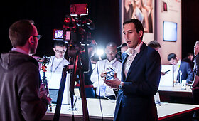 &bdquo;Huawei&ldquo; pristatė i&scaron;manųjį telefoną &bdquo;Huawei Mate 8&ldquo; 