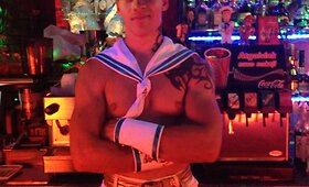 Sostinės homoseksualų klubo &bdquo;Men's Factory&ldquo; atidarymas pažymėtas audringu vakarėliu