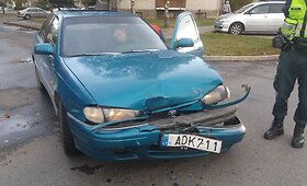 Panevėžyje į &bdquo;Volvo&ldquo; atsitrenkė &bdquo;Hyundai&ldquo;