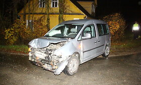 Prie Raguvos susidūrė du &bdquo;Volkswagen&ldquo;
