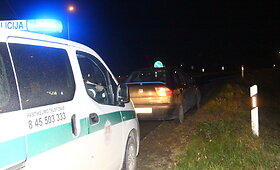 Panevėžio rajone girtą vairuotoją i&scaron;davė nevykę manevrai