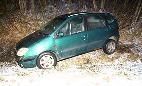 Panevėžio rajone &ndash; nuo kelio nulėkę automobiliai