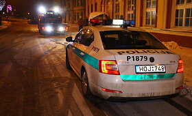 Panevėžyje &bdquo;Audi&ldquo; vairuotojas nu&scaron;lavė autobusų stotelę
