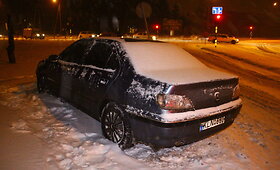 Panevėžyje girtas &bdquo;Peugeot&ldquo; vairuotojas atsitrenkė į kelio ženklą