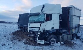 Dviejų vilkikų avarija prie Pasvalio