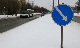 Panevėžyje susidūrė &bdquo;Peugeot&ldquo; ir autobusas
