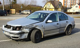 Panevėžyje susidūrė &bdquo;Volkswagen Bora&ldquo; ir &bdquo;Audi A4&ldquo;