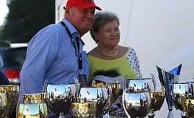 Apdovanojimų ceremonija antrąją ralio kroso festivalio dieną Vilkyčiuose
