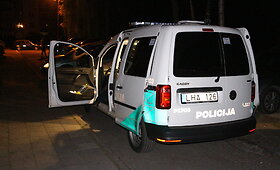Panevėžyje girtas &bdquo;Peugeot&ldquo; vairuotojas apdaužė du automobilius