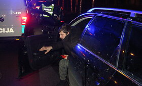 Panevėžyje policija sulaikė girtą &bdquo;Audi&ldquo; vairuotoją ir jo keleivę