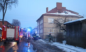 Panevėžio ugniagesiai tramdė liepsnas mediniame name