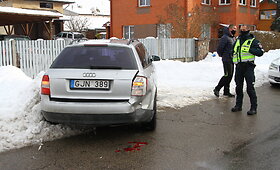 Panevėžyje neblaivus &bdquo;Audi&ldquo; vairuotojas susidūrė su &bdquo;Volvo&ldquo;