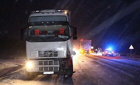 Panevėžio rajone susidūrė &bdquo;Volvo&ldquo; vilkikas ir &bdquo;Peugeot&ldquo;