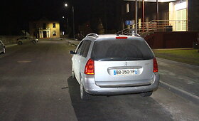 Panevėžyje policijos pareigūnams įkliuvo girtas &bdquo;Peugeot&ldquo; vairuotojas