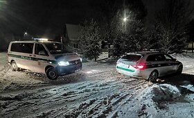 Panevėžyje girtas vairuotojas įklimpo pusnyje