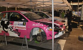 &bdquo;Halls Winter Rally 2014&ldquo; Serviso zona po pirmos ralio dienos