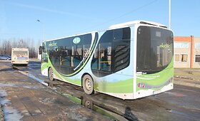 Elektra varomas autobusas &bdquo;L-Bus&ldquo;