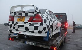 Automobilių varžybos ant Kupi&scaron;kio marių ledo