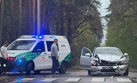 BMW ir &bdquo;&Scaron;koda&ldquo; avarija Alytuje
