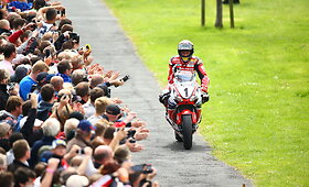 &bdquo;Isle of Man TT&ldquo; lenktynės