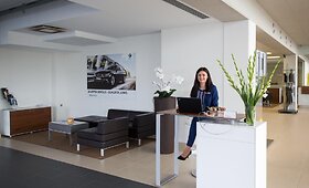 Atnaujintas BMW salonas Vilniuje