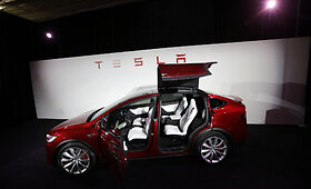 &bdquo;Tesla Model X&ldquo; pristatymas