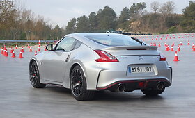 &Scaron;oninio slydimo pamokos su &bdquo;Nissan 370Z&ldquo;