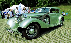 &bdquo;Mercedes-Benz&ldquo; klubo narių automobiliai