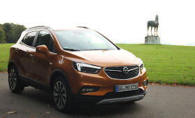 Atnaujintas &bdquo;Opel Mokka X&ldquo; modelis