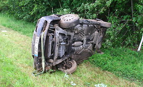 Panevėžio rajone apsivertė &bdquo;Volvo&ldquo;