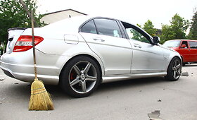 Panevėžyje susidūrė &bdquo;Mercedes&ldquo; ir &bdquo;Renault&ldquo;