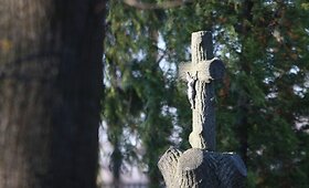 &Scaron;iaulių kapinėse: Žmonės gyvena artimųjų prisiminimuose