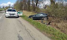 Klaipėdos rajone girtas vairuotojas nulėkė nuo kelio