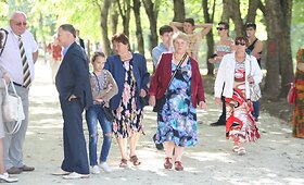 &Scaron;iaulių Lieporių parke i&scaron;kilmingai atidaryta Signatarų alėja