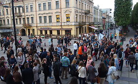 LSMU mokslo metus pradėjo eitynėmis Laisvės alėjoje
