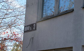 Turto bankas parduoda pastatą Dūmų gatvėje