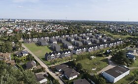 &bdquo;Grand House LT&ldquo; statomas kotedžų kvartalas Antežeriuose