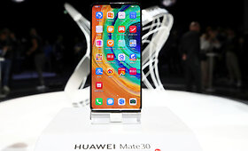 &bdquo;Huawei Mate 30&ldquo; serijos i&scaron;maniųjų telefonų pristatymas