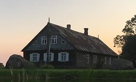 Rolandas Pupinis, prosenelio Juozapo Pupinio namas ir jį remontuojant rasti daiktai, dokumentai