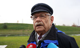 &bdquo;Saugus senjoras&ldquo; senjorai parodė vairavimo įgūdžius slidžioje trasoje