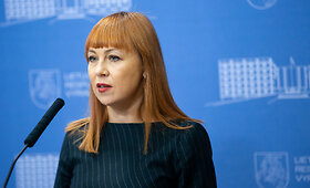 Atleistų ministrų spaudos konferencija Vyriausybėjė