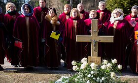Maestro Virgilijaus Noreikos mirties metinių minėjimas Antakalnio kapinėse