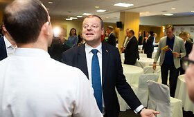 Slogios nuotaikos S.Skvernelio rinkiminiame &scaron;tabe