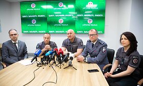 Spaudos konferencija apie vieną stambiausių pastarojo meto tarptautinę Lietuvos policijos ir prokuratūros operaciją