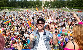 Žinomi žmonės &bdquo;Baltic Pride&ldquo; 2019 eitynėse