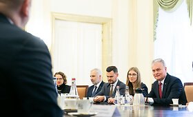 Prezidento G.Nausėdos susitikimas su &scaron;vietimo ir mokslo bendruomenių bei politinių partijų atstovais