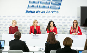 Spaudos konferencija &bdquo;Tegul &scaron;irdis spurda tik i&scaron; meilės&ldquo; apie &scaron;irdies ligų pavojų moterims