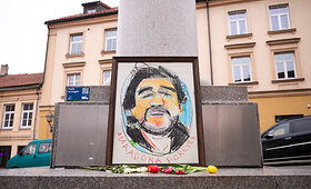 Kuklus Diego Maradonai skirtas memorialas Užupyje
