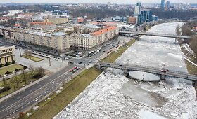 Tvinstanti ir ledais besikem&scaron;anti Neris i&scaron; pauk&scaron;čio skrydžio