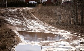 Trakų Vokės pakra&scaron;ty gyventojai pavasarį sunkiai pravažiuoja savo gatvėmis